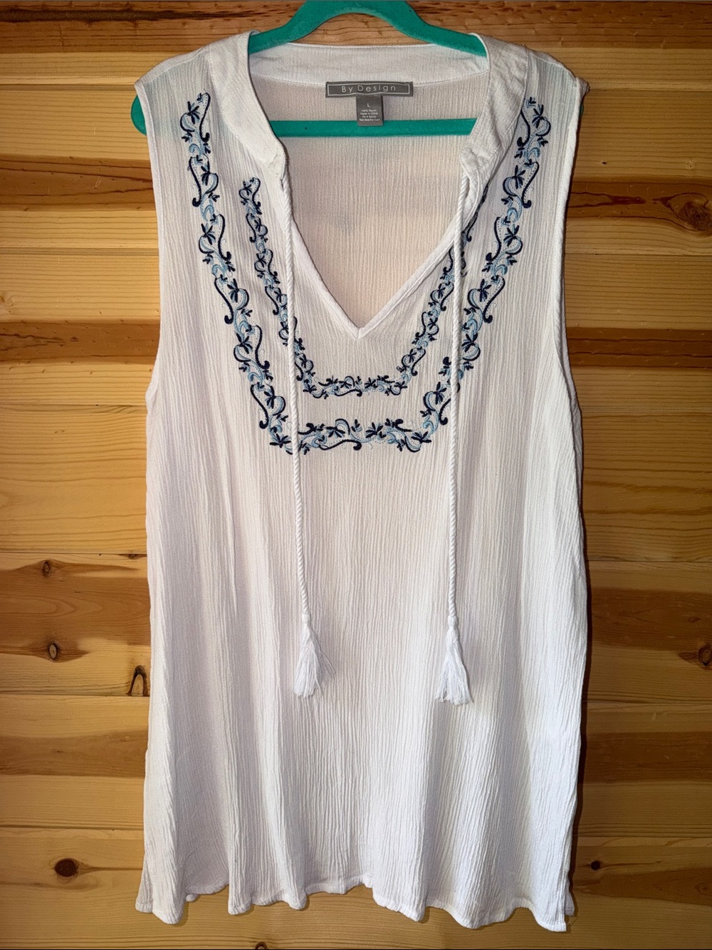 By Design White Sleeveless Embroidered V-Neck Tunic
